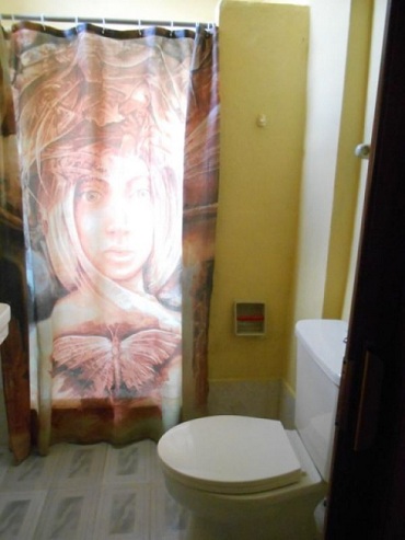 'Bathroom 1' Casas particulares are an alternative to hotels in Cuba.